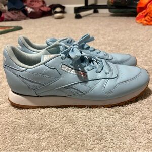 Reebok Classic Leather Sneakers Light Blue Women’s 9.5